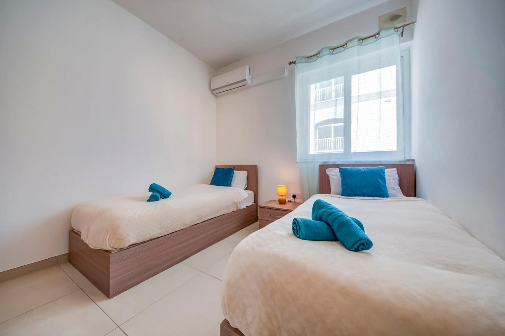 Modern 2Br Apt With Balconies In St Julians, Paceville - Apt 5 By Vaganza St. Julian's Zewnętrze zdjęcie